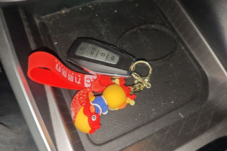 吉利汽车 帝豪 2022款 第4代 1.5L CVT尊贵型中控内饰11