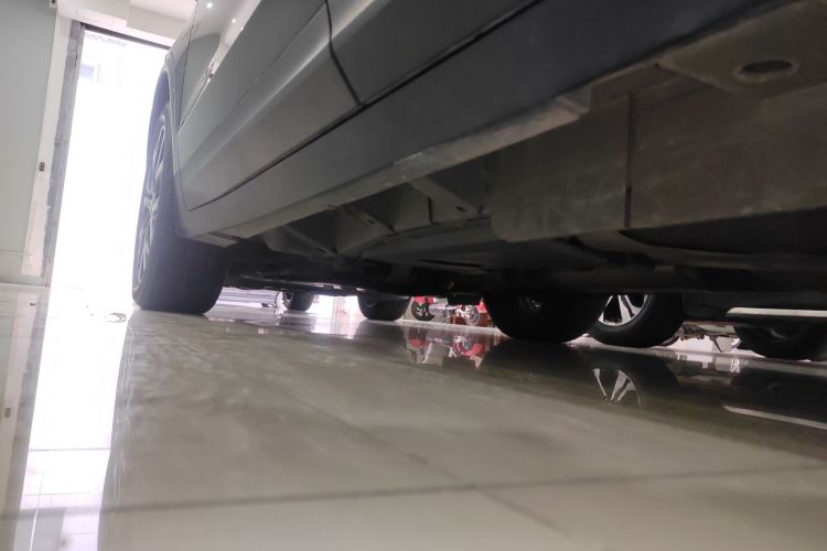 凯迪拉克XT5 2022款 2.0T 四驱尊贵型局部细节9002