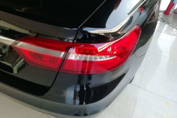 福特 金牛座 2015款 EcoBoost 245 至尊型车身外观6006