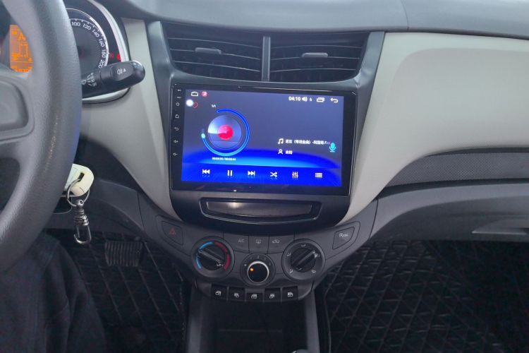 雪佛兰 2015款 赛欧3 1.3L AMT理想版中控内饰16