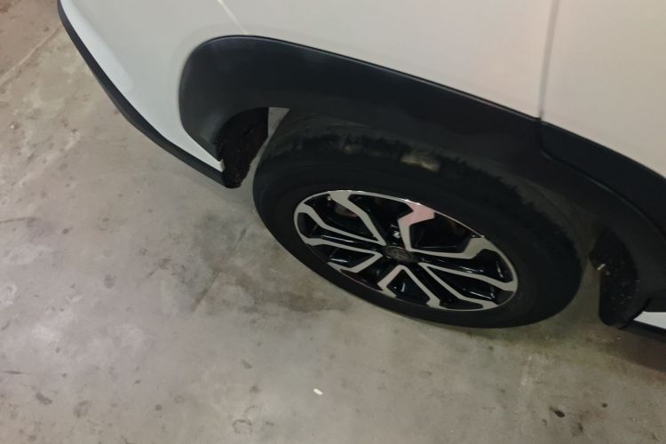 丰田 锋兰达 2022款 2.0L CVT豪华版车身外观6008