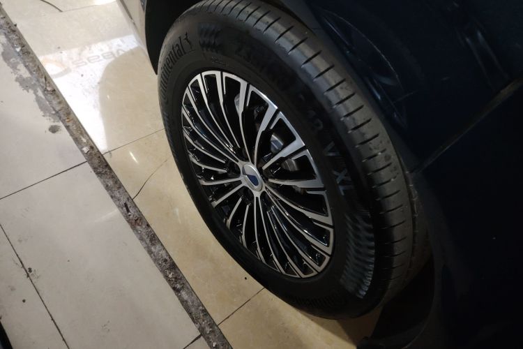 腾势D9 2022款 DM-i 970 四驱旗舰型车身外观6008