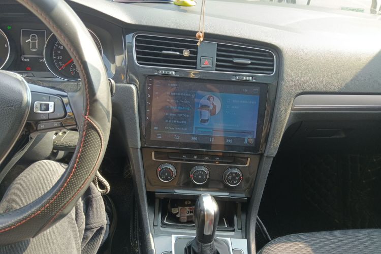 大众 高尔夫 2018款 1.6L 自动舒适型中控内饰16