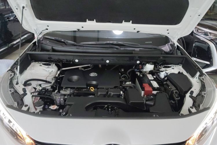 丰田 威兰达 2024款 2.0L CVT两驱领先版机舱底盘24