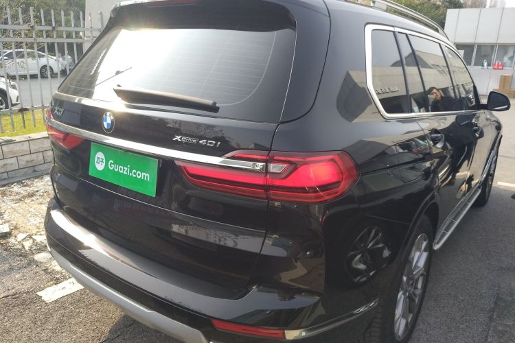 宝马X7 2021款 xDrive40i 领先型豪华套装车身外观7