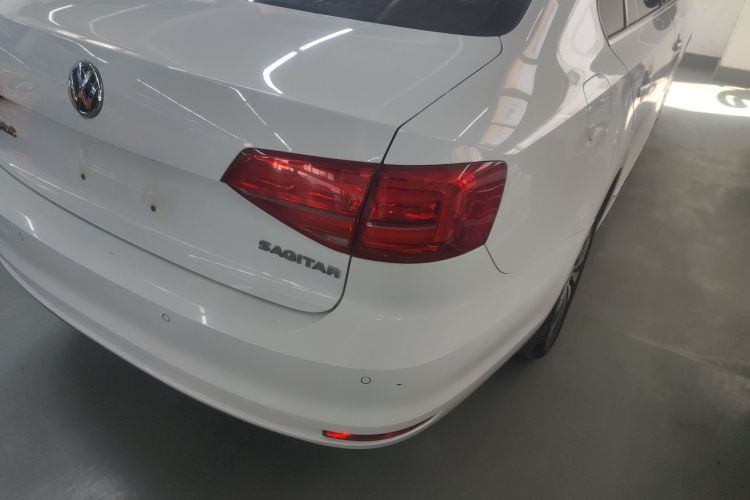 大众 速腾 2017款 1.6L 自动舒适型车身外观6006