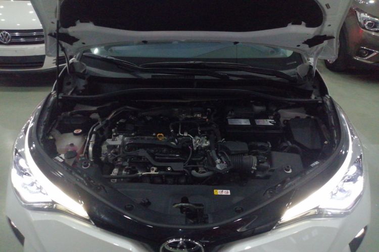 丰田C-HR 2021款 2.0L 豪华版局部细节24