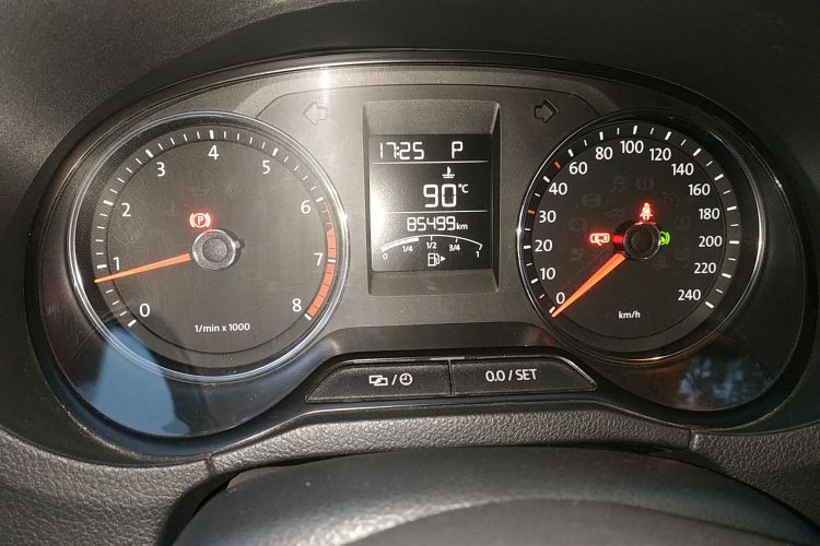 大众 Polo 2014款 1.6L 自动舒适版中控内饰14