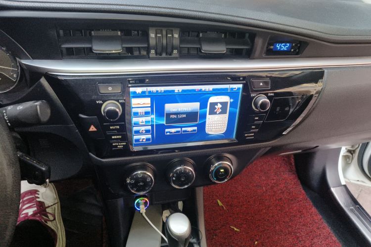 丰田 雷凌 2016款 1.6G CVT精英版中控内饰16