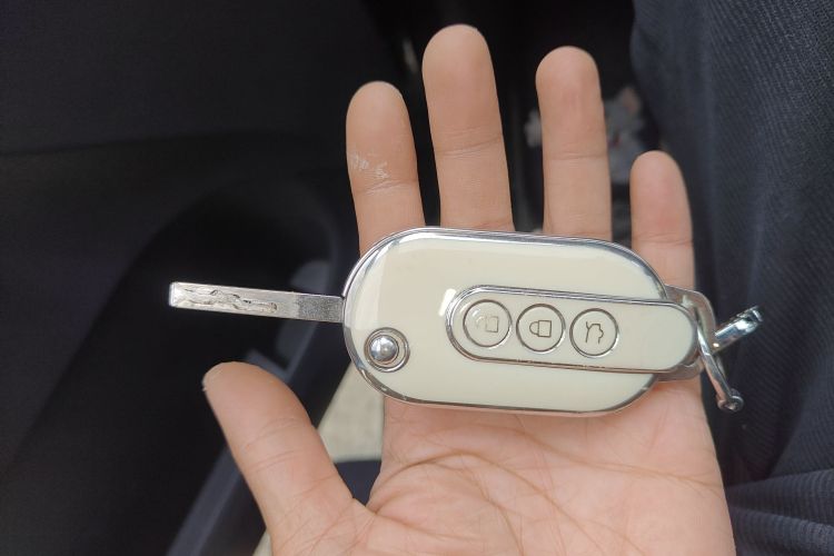 五菱汽车 宏光MINIEV 2022款 GAMEBOY 200km 玩咖款 磷酸铁锂中控内饰11