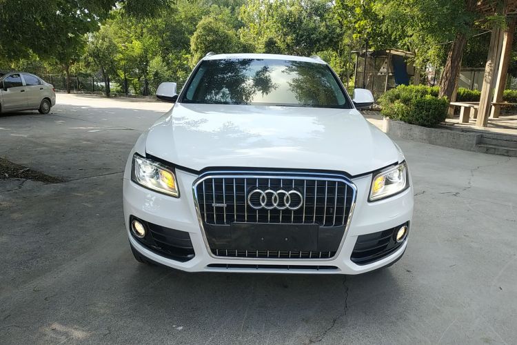 奥迪Q5 2017款 40 TFSI 进取型车身外观2