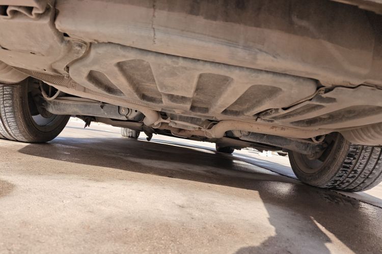 奔驰E级 2015款 改款 E 260 L 运动型局部细节9009