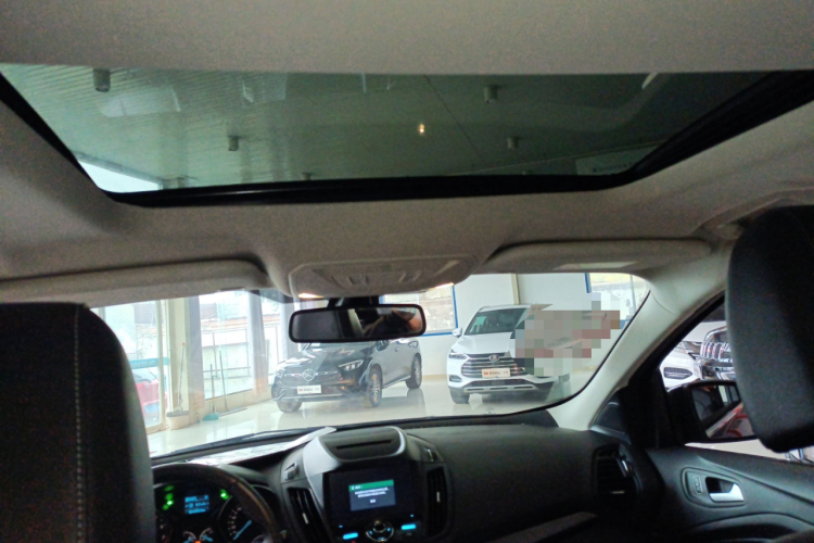 福特 翼虎 2018款 EcoBoost 180 两驱铂翼型中控内饰22