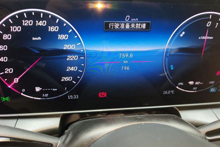 奔驰GLC新能源 2025款 350 e L 4MATIC 典藏版中控内饰15