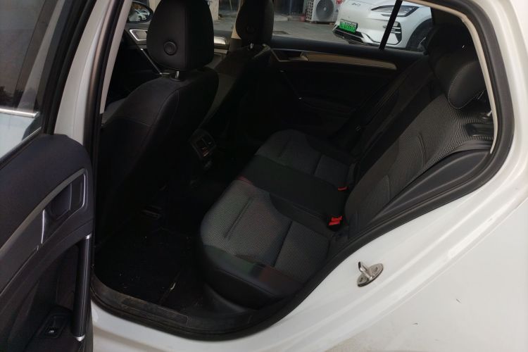 大众 高尔夫 2020款 挚爱版 280TSI DSG舒适型中控内饰7004