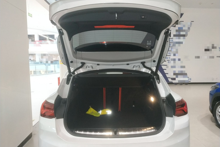 宝马X2 2021款 改款 sDrive25i M运动套装局部细节23