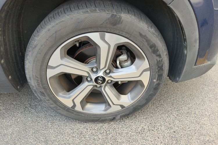 现代 胜达 2020款 380 TGDi 自动两驱DLX智尊版车身外观10