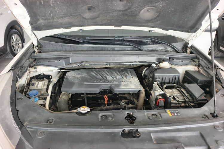 哈弗H6 Coupe 2019款 1.5T 自动两驱精英型 国V机舱底盘24