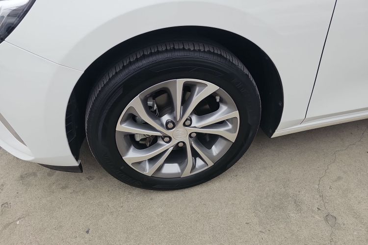 别克 威朗 2022款 Pro 533T 乐趣版车身外观6002