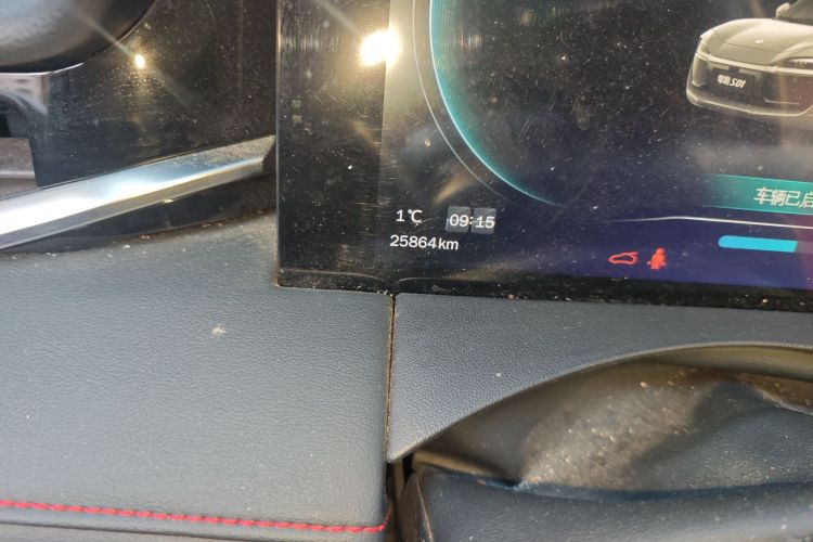 零跑汽车 零跑S01 2019款 380 Pro中控内饰15