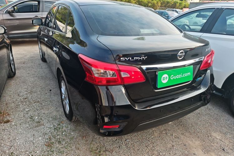 日产 轩逸 2016款 1.6XV CVT智享版车身外观4