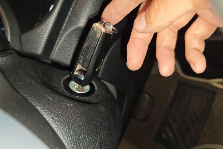 起亚 焕驰 2017款 1.4L 自动智享版Value中控内饰7001