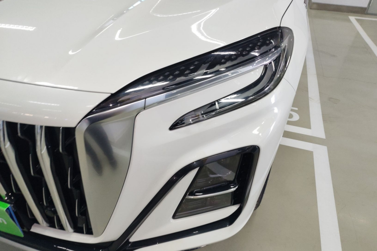 红旗HS3 2023款 1.5T 两驱善为版局部细节36