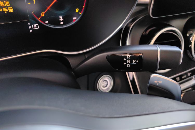 奔驰C级 2021款 C 200 L 时尚型运动版中控内饰18