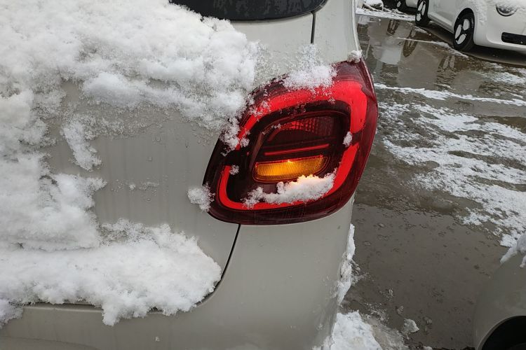 五菱汽车 宏光MINIEV 2025款 四门版 进阶款车身外观6006