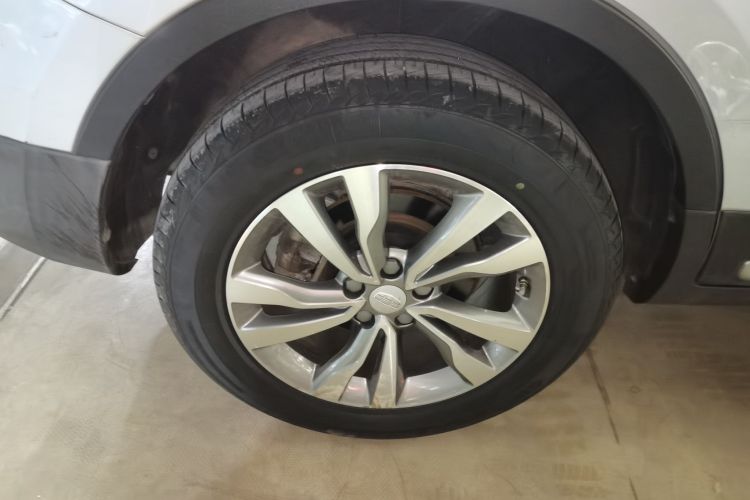 吉利汽车 博越 2016款 2.0L 手动智尚型车身外观6008