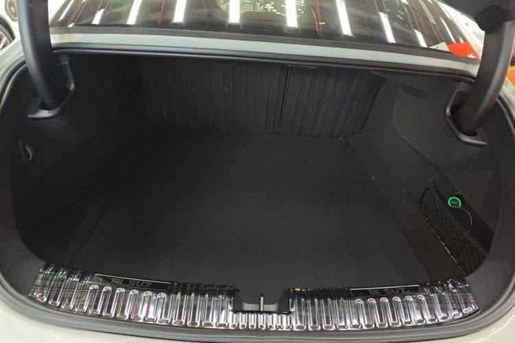 小米汽车 小米SU7 2024款 四驱超长续航高阶智驾Max版局部细节23