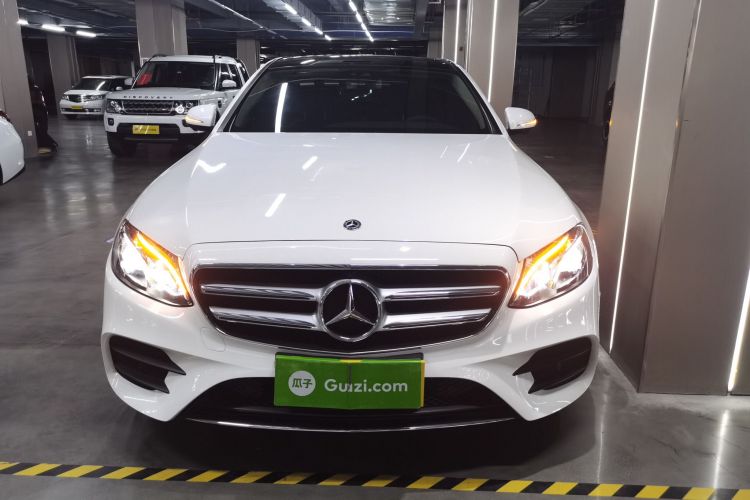 奔驰E级 2017款 E 300 L 运动豪华型车身外观2