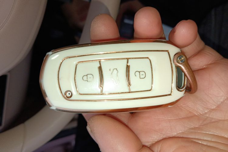 吉利银河 2023款 熊猫mini 200km 灵动熊中控内饰11