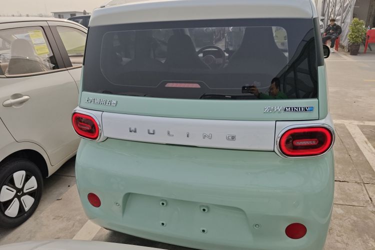 五菱汽车 宏光MINIEV 2024款 第三代 215km 进阶版车身外观6004