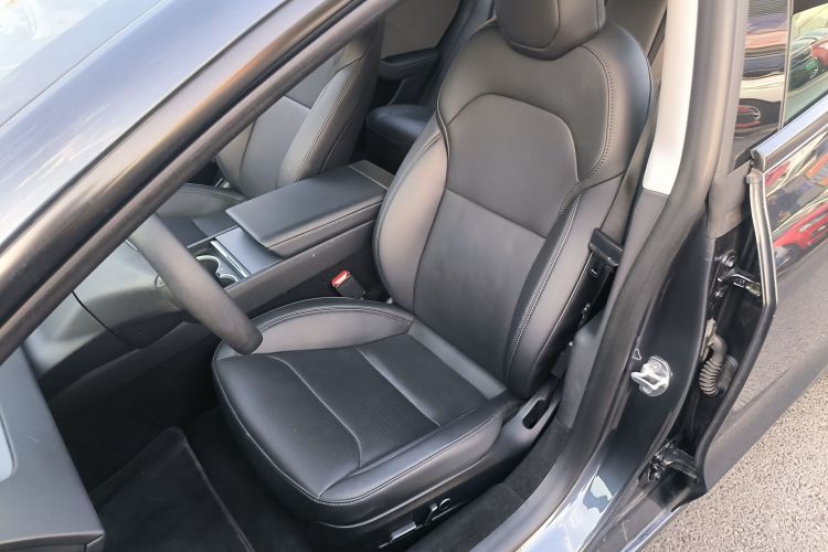 特斯拉 Model 3 2023款 后轮驱动版局部细节19