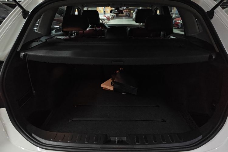 宝马X1 2013款 sDrive18i 时尚型局部细节23