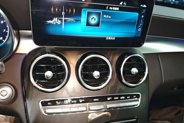 奔驰C级 2021款 C 260 L 运动版中控内饰16