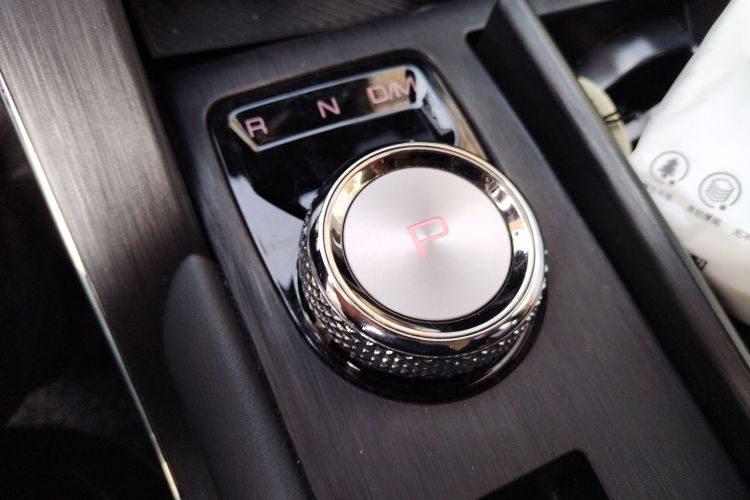 哈弗H6 2021款 第三代 1.5T 自动两驱Supreme+中控内饰18