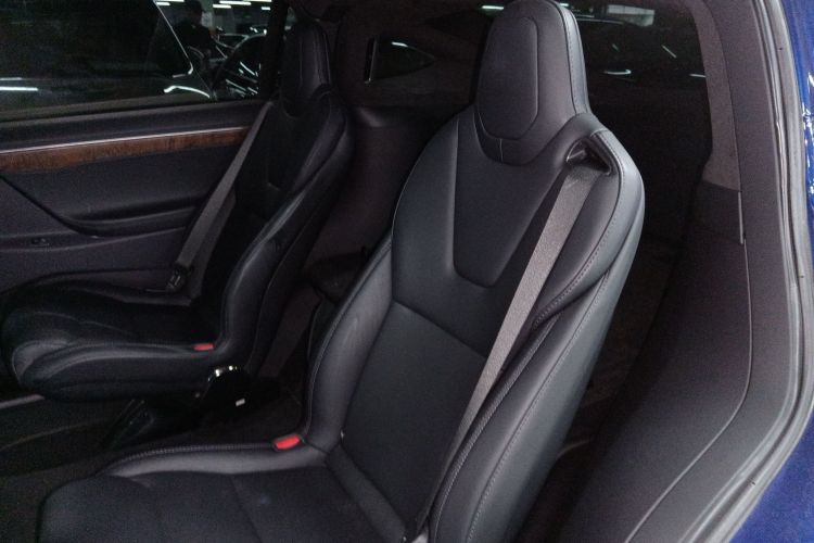 特斯拉 2017款 Model X 100D 长续航版中控内饰7004