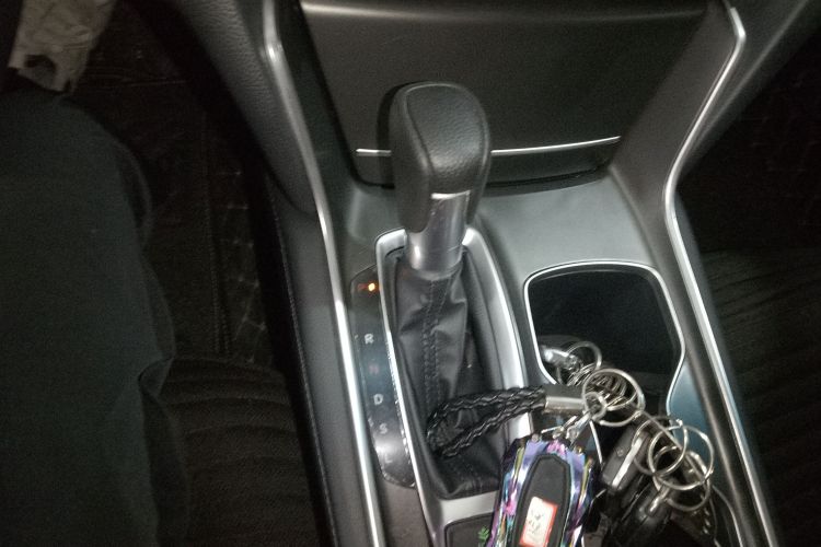 本田 雅阁 2018款 260TURBO 精英版 国VI中控内饰18