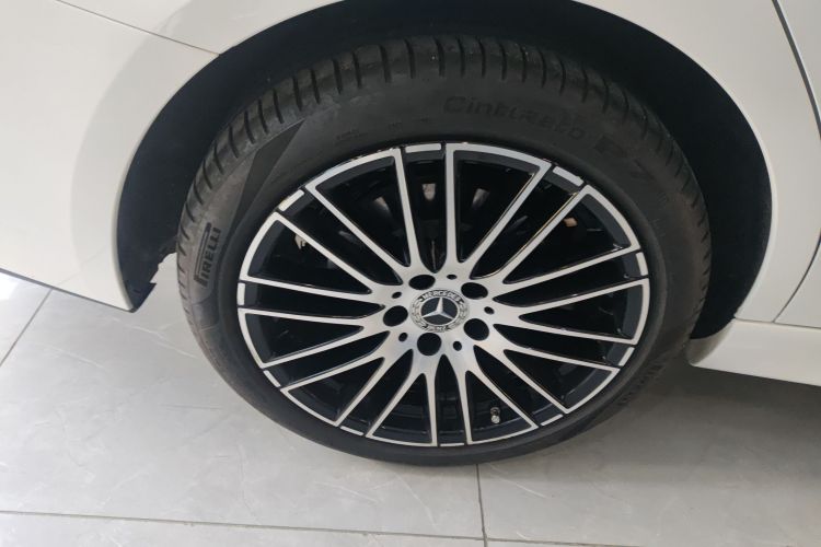 奔驰C级 2024款 改款二 C 260 L 运动版车身外观6008