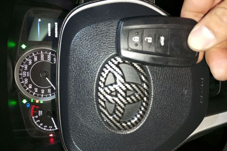 丰田 卡罗拉 2021款 1.2T S-CVT 运动版中控内饰11