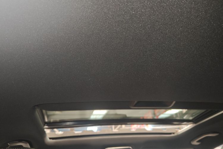 奔驰C级 2022款 改款 C 200 L 运动版局部细节22