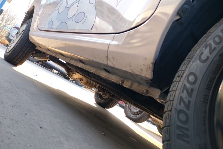 凌宝汽车 凌宝uni 2025款 微甜版 11.52kWh局部细节9001