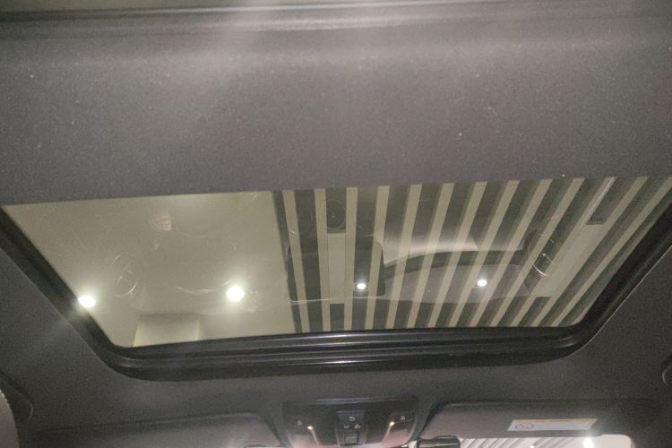 奔驰B级 2015款 B 200 动感型中控内饰22