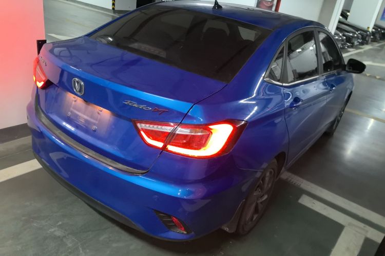 长安 逸动DT 2018款 1.6L 手动智享型车身外观7