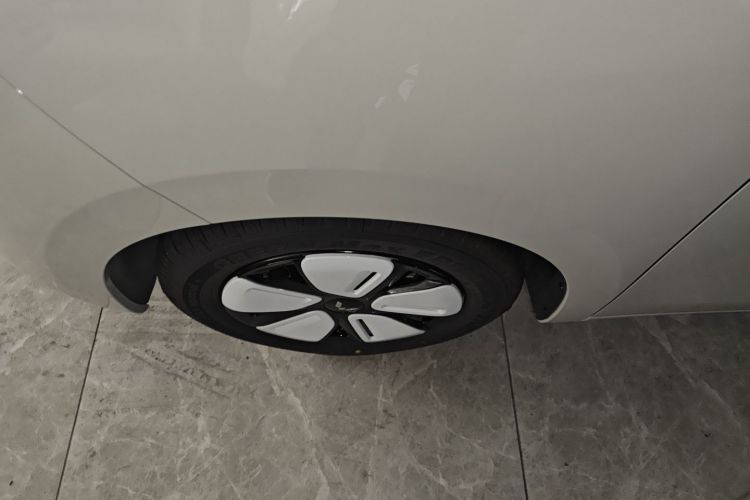 五菱汽车 宏光MINIEV 2025款 四门版 进阶款车身外观6007