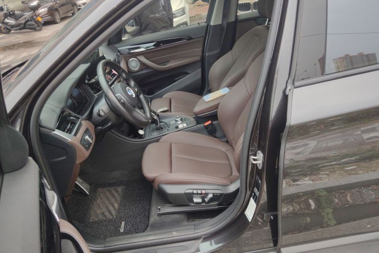 宝马X1 2021款 改款 sDrive25Li 领先型局部细节19