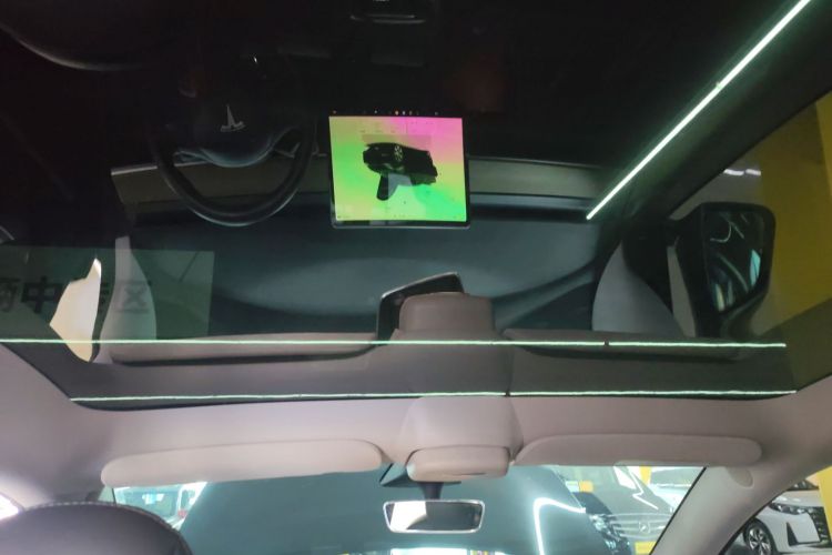 特斯拉 Model Y 2022款 后轮驱动版中控内饰22