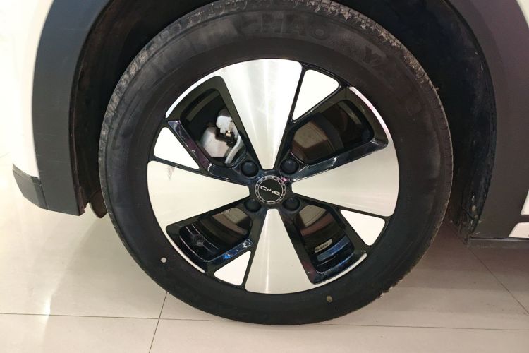 比亚迪 海豚 2023款 420km 时尚版车身外观6007